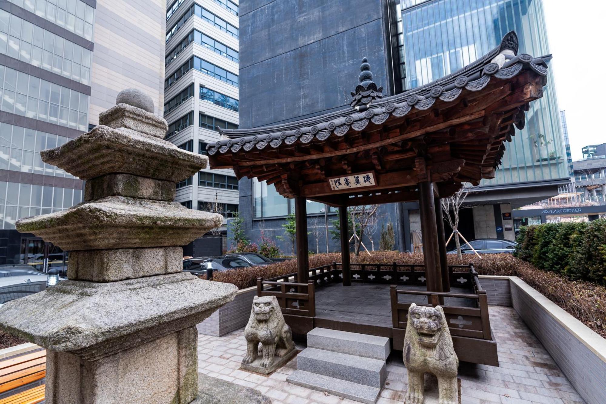 The Prima Hotel Jongno Seoul Exterior photo